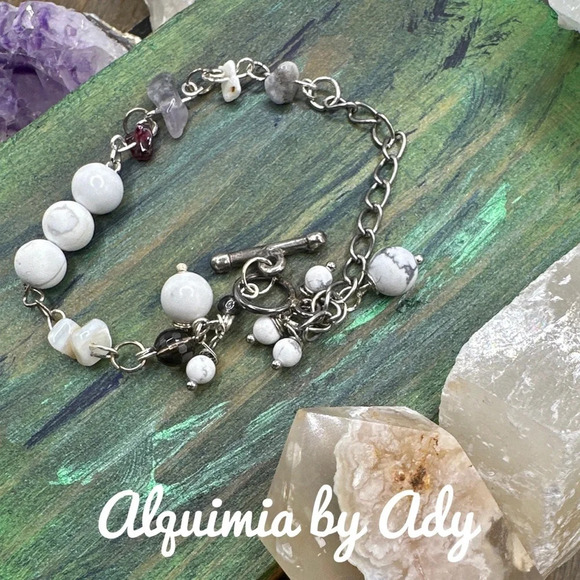 White Howlite Bali silver beaded amethyst adjustable bracelet - Picture 1 of 2